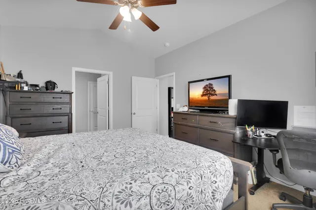 $2,300 | 402 Isabelle Street, New Bern, NC 28560