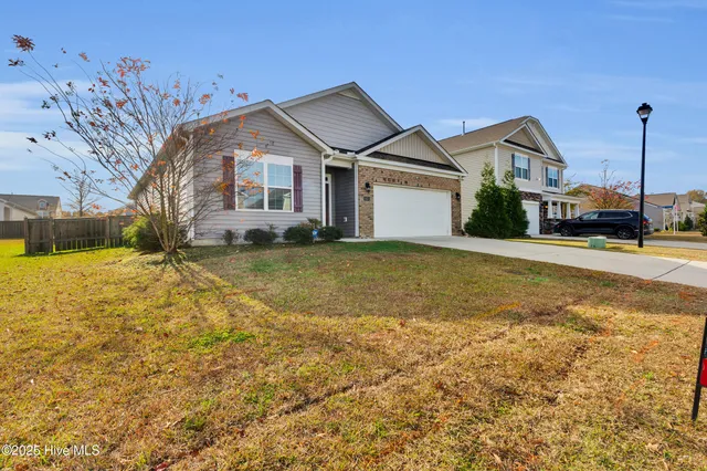 $2,300 | 402 Isabelle Street, New Bern, NC 28560