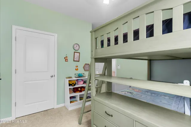 $2,300 | 402 Isabelle Street, New Bern, NC 28560