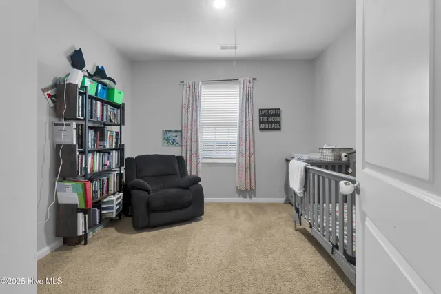 $2,300 | 402 Isabelle Street, New Bern, NC 28560