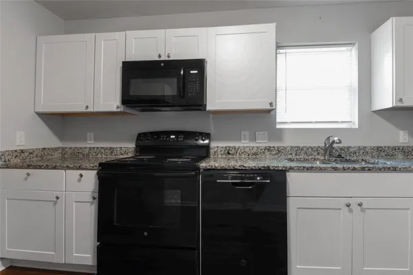 $1,150 | 3621 Mainer Street, Unit C, Houston, TX 77021