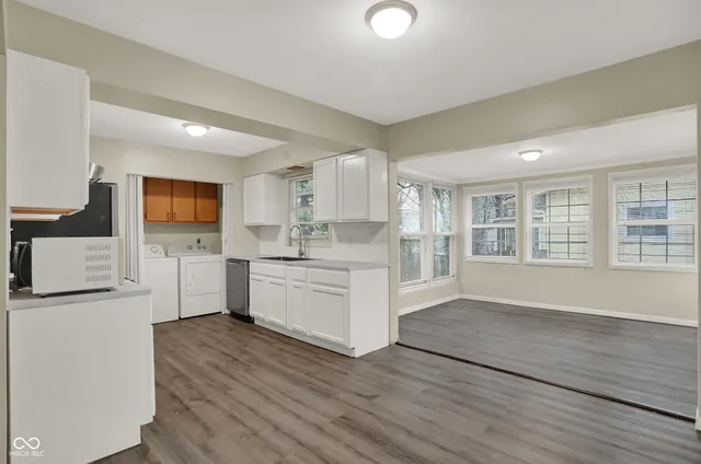 $299,900 | 8553 Broadway Street, Indianapolis, IN 46240