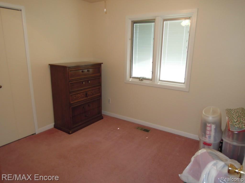 5364 Pheasant Run Road Clarkston, MI 48346 - Photo 28 of 44 DSCN8457.jpg