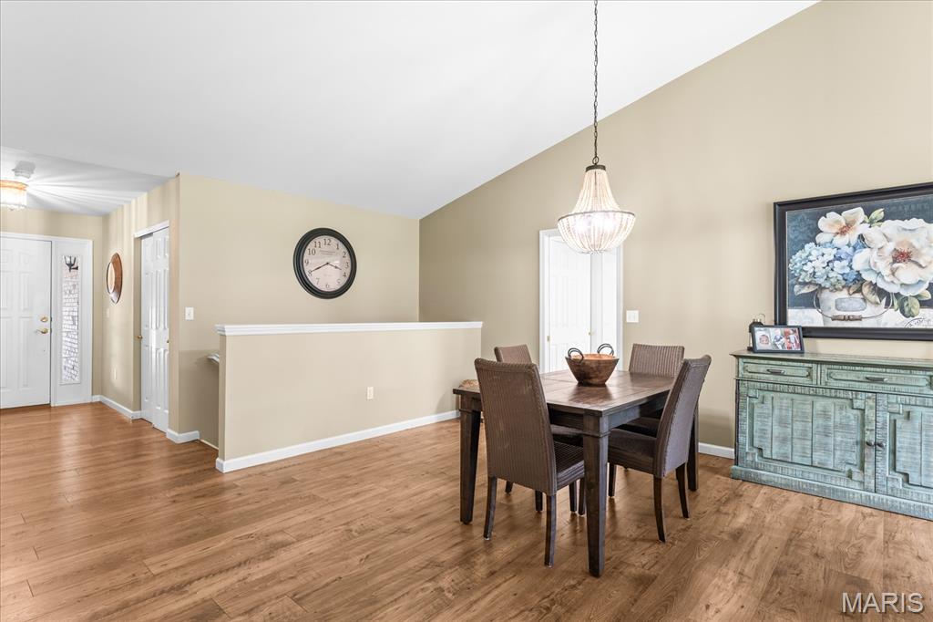 7420 Timberpoint Court Fairview Heights, IL 62208 - Photo 4 of 42