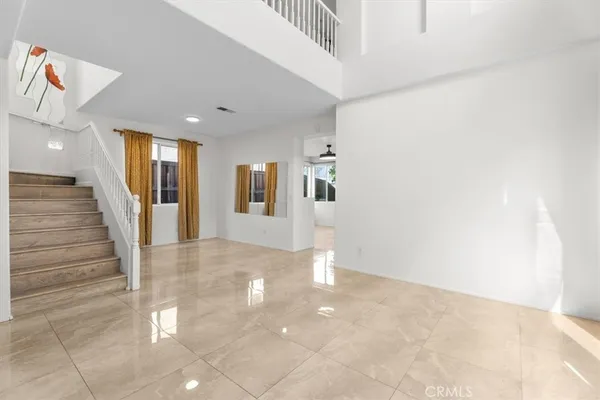 $3,800 | 19335 Ackerman Avenue, Newhall, CA 91321
