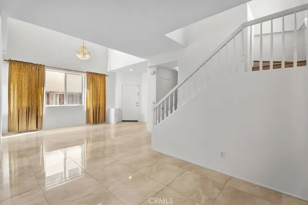 $3,800 | 19335 Ackerman Avenue, Newhall, CA 91321