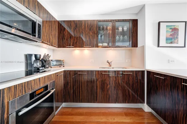 $5,500 | 6899 Collins Avenue, Unit 1409, Miami Beach, FL 33141