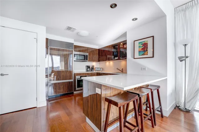 $5,500 | 6899 Collins Avenue, Unit 1409, Miami Beach, FL 33141