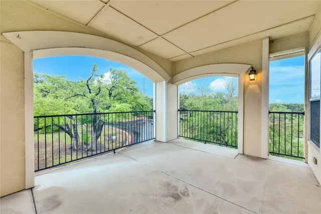 $2,100 | 10300 Morado Cove, Unit 601, Austin, TX 78759