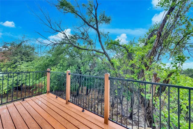 $2,100 | 10300 Morado Cove, Unit 601, Austin, TX 78759