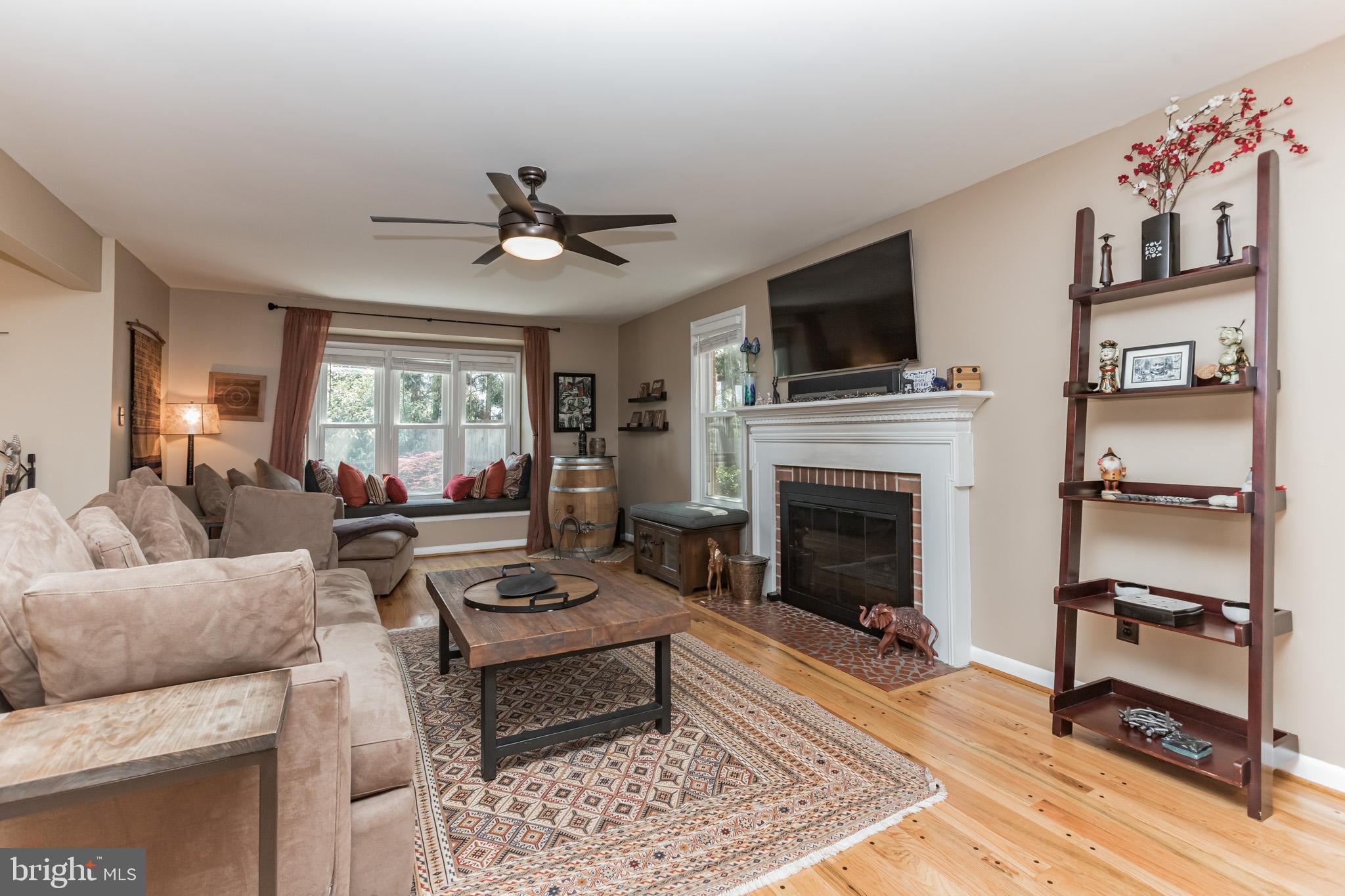 2110 Military Road Arlington, VA 22207 - Photo 2 of 33