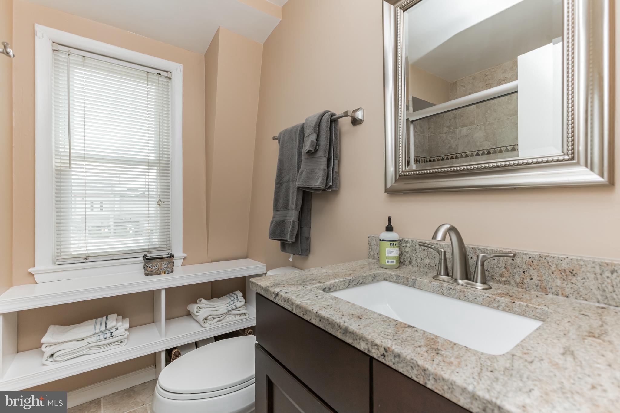 2110 Military Road Arlington, VA 22207 - Photo 21 of 33