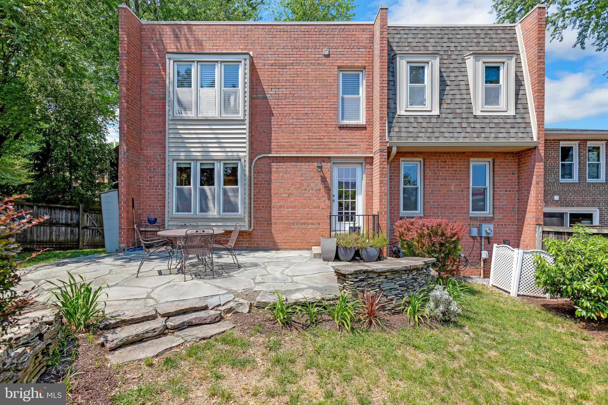 2110 Military Road Arlington, VA 22207 - Photo 29 of 33