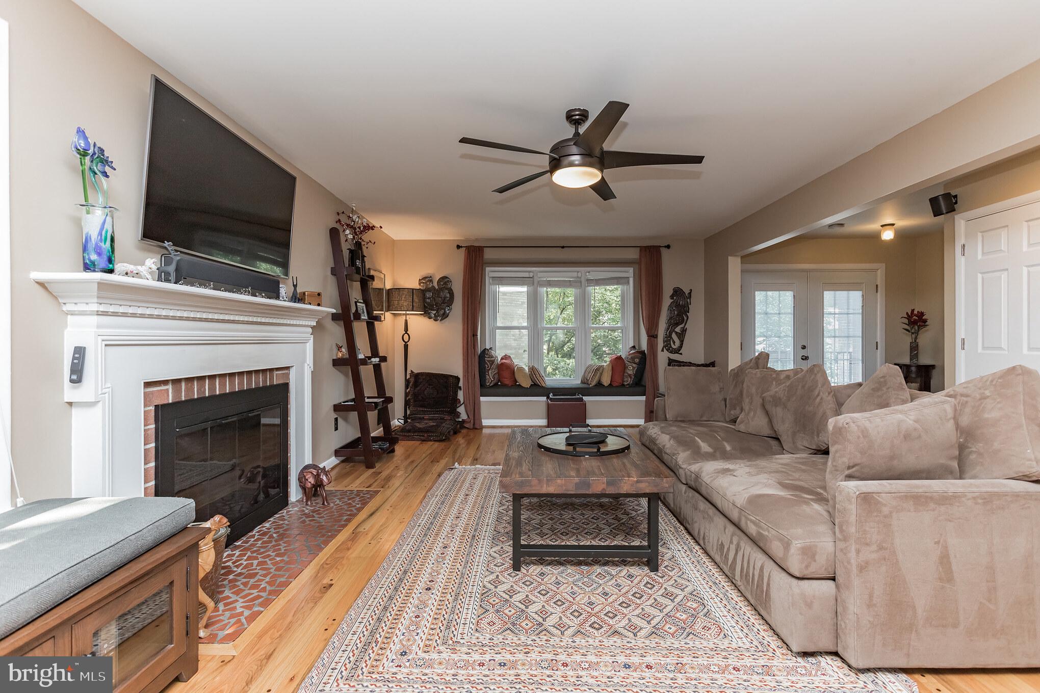 2110 Military Road Arlington, VA 22207 - Photo 7 of 33