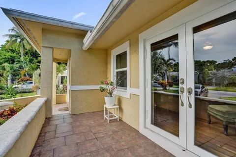 $1,395,000 | 408 Northeast 9th Avenue, Fort Lauderdale, FL 33301
