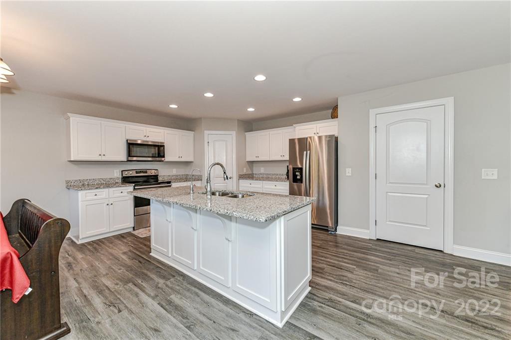 2309 Centergrove Road Kannapolis, NC 28083 - Photo 11 of 33 Gallery Image 11