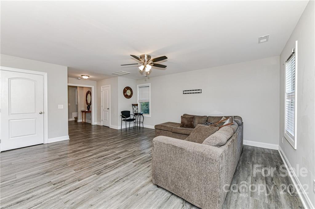 2309 Centergrove Road Kannapolis, NC 28083 - Photo 10 of 33 Gallery Image 10