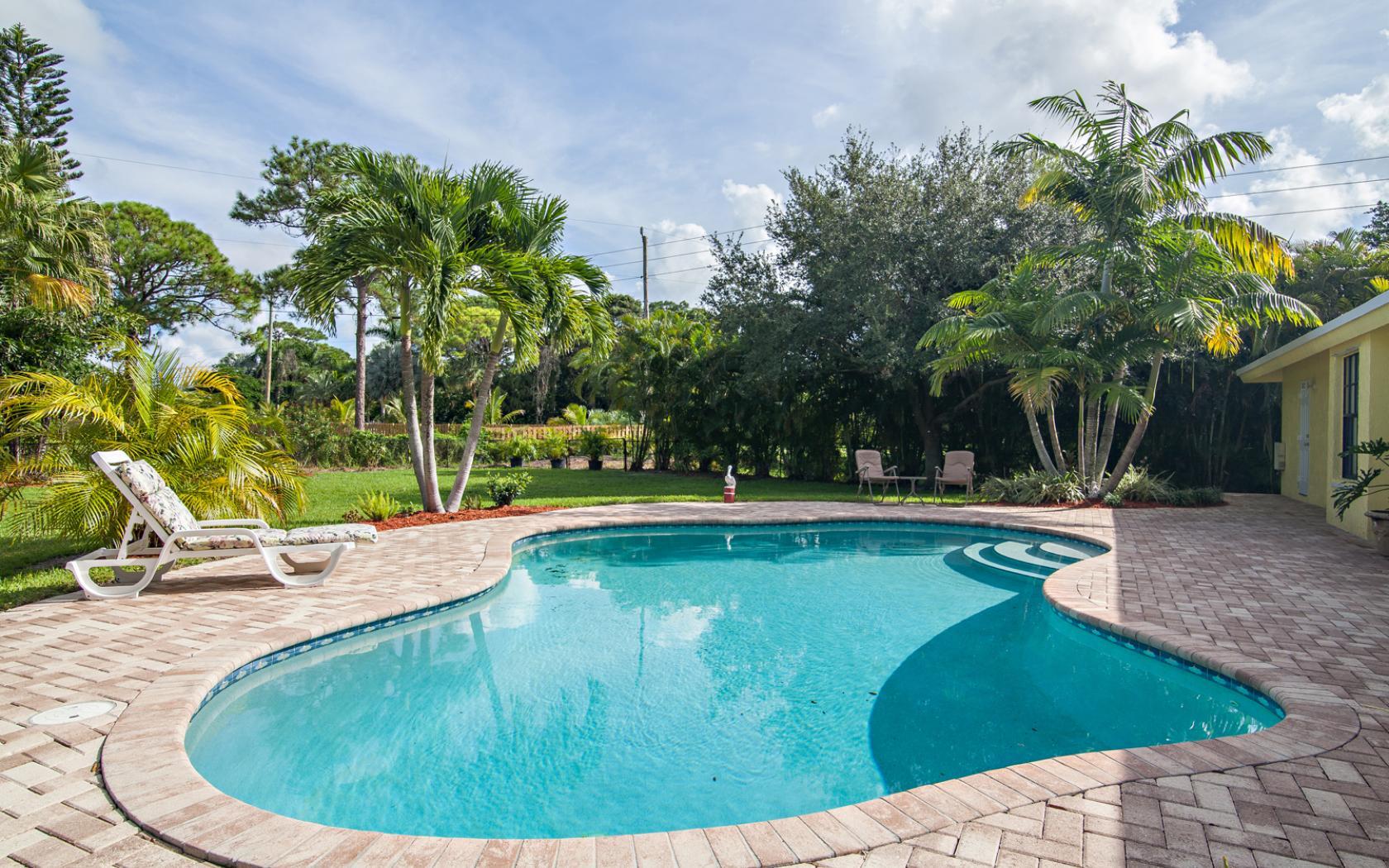 5841 River Isle Road Jupiter, FL 33458 - Photo 20 of 20 5841 River Isle.Pool
