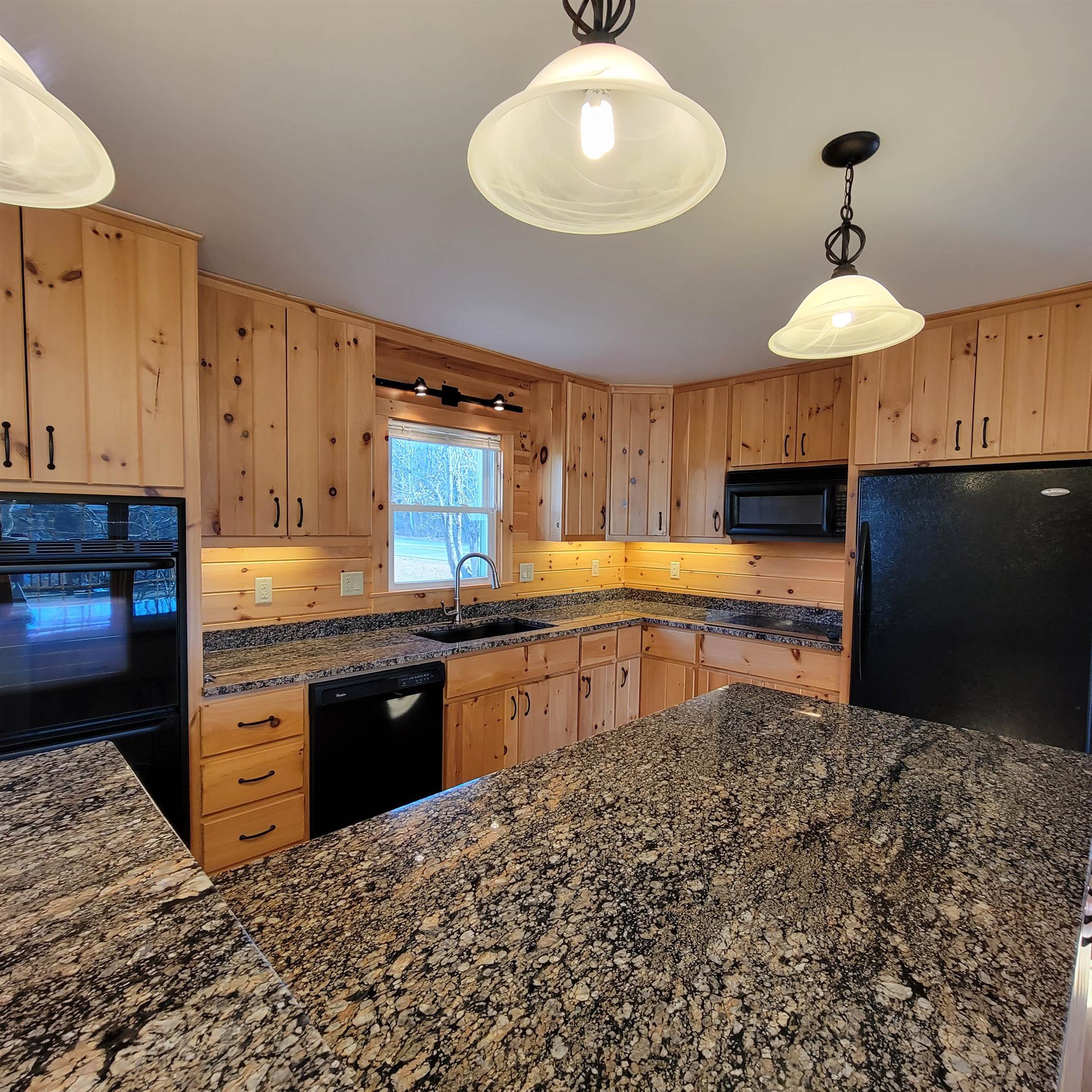 177 Eastman Road Laconia, NH 03246 - Photo 11 of 39