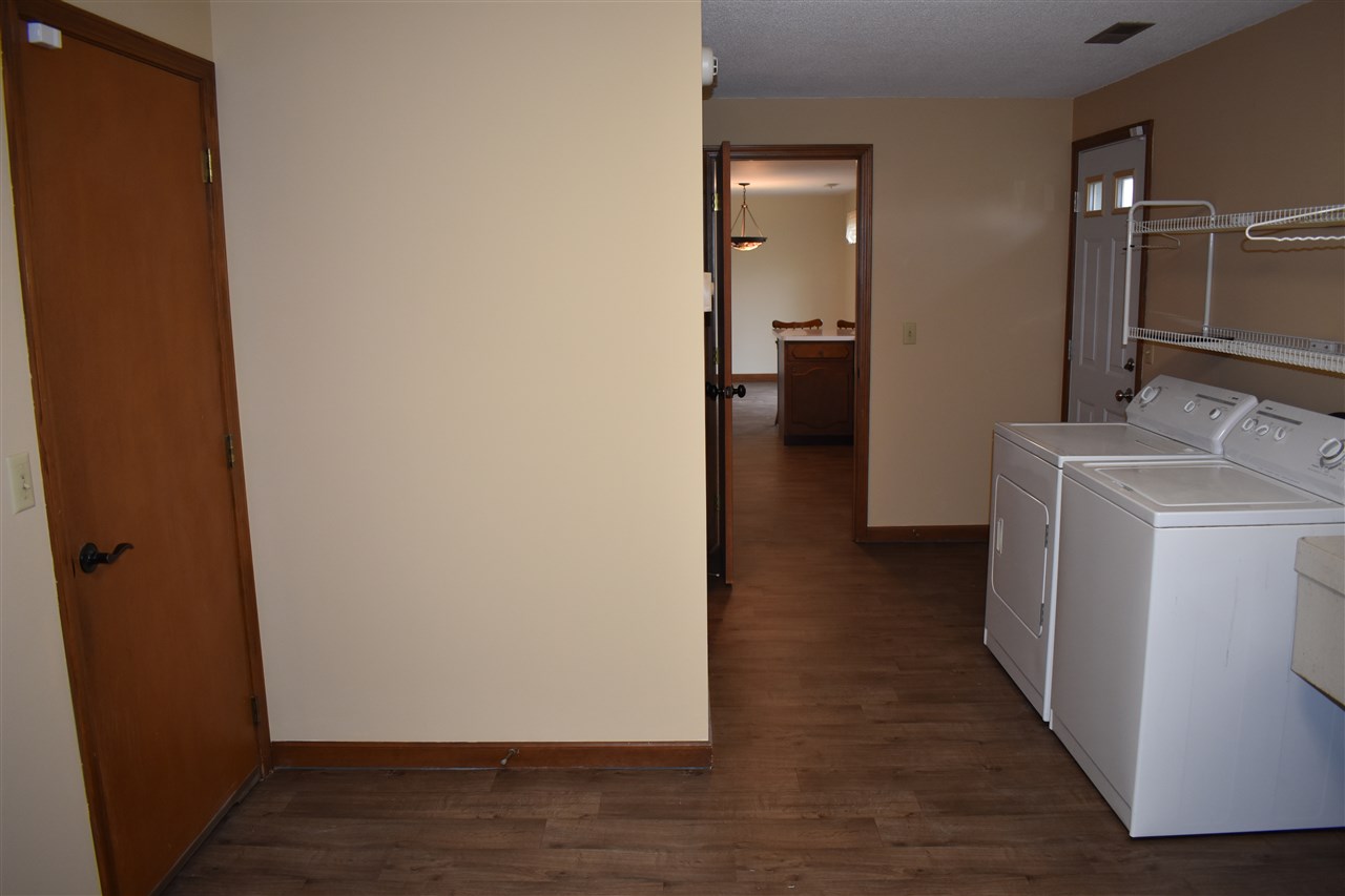 3712 Montagne Drive Fort Wayne, IN 46816 - Photo 14 of 15