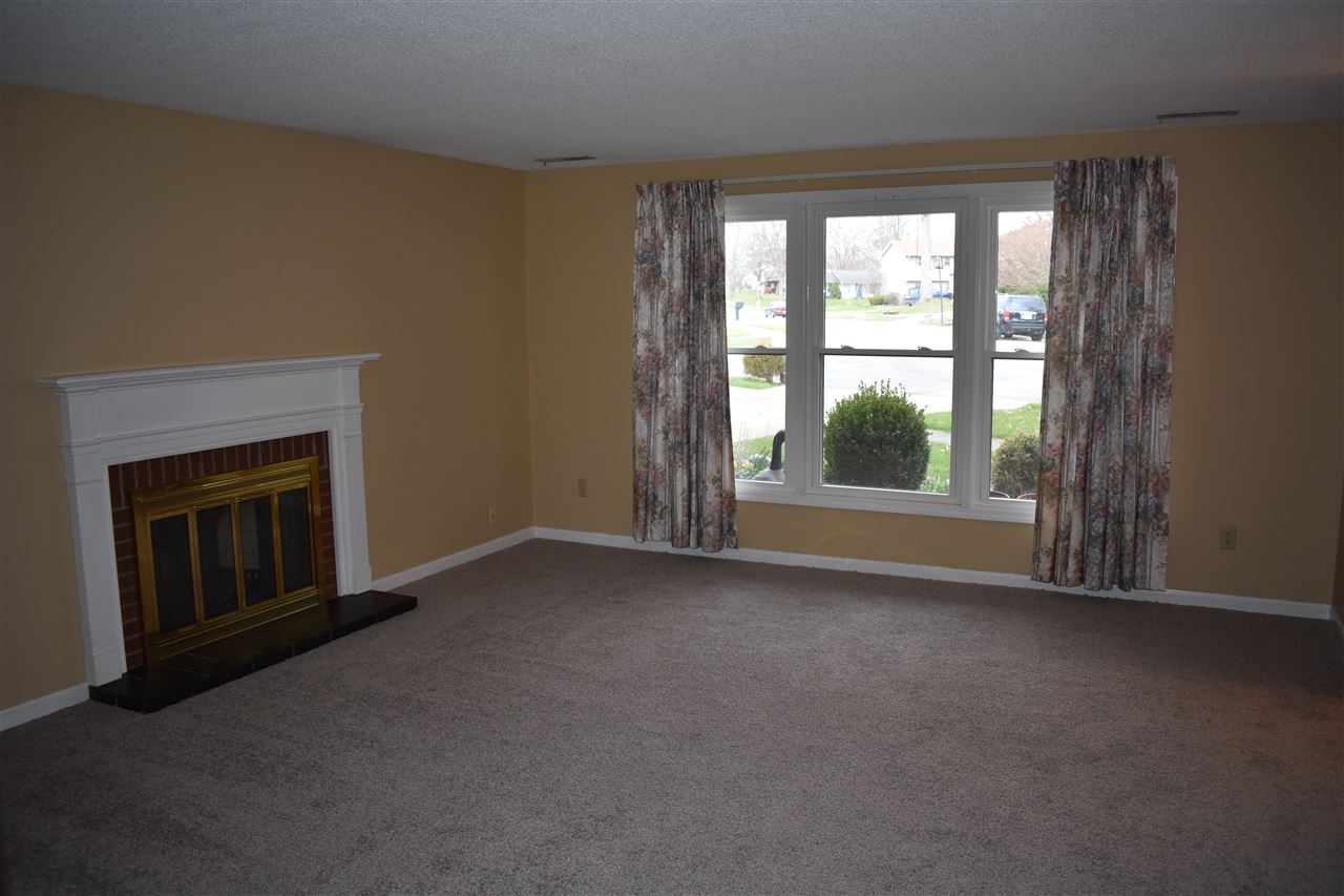 3712 Montagne Drive Fort Wayne, IN 46816 - Photo 5 of 15