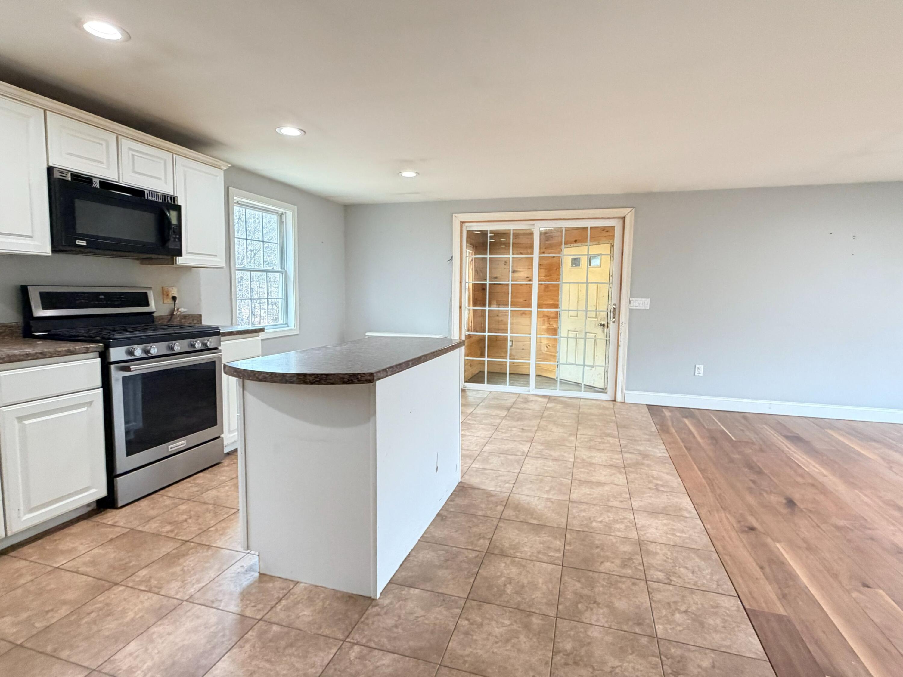 23 Tassle Top Acres Road Naples, ME 04055 - Photo 5 of 52 7