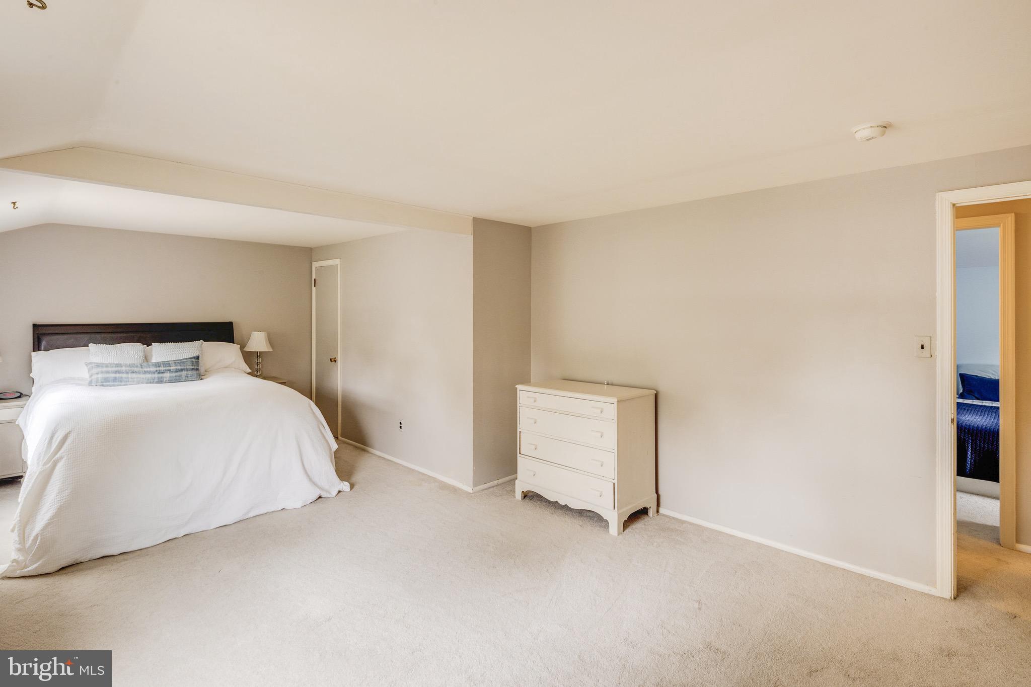 306 Bortons Mill Road Cherry Hill, NJ 08034 - Photo 17 of 24 Gallery Image 17