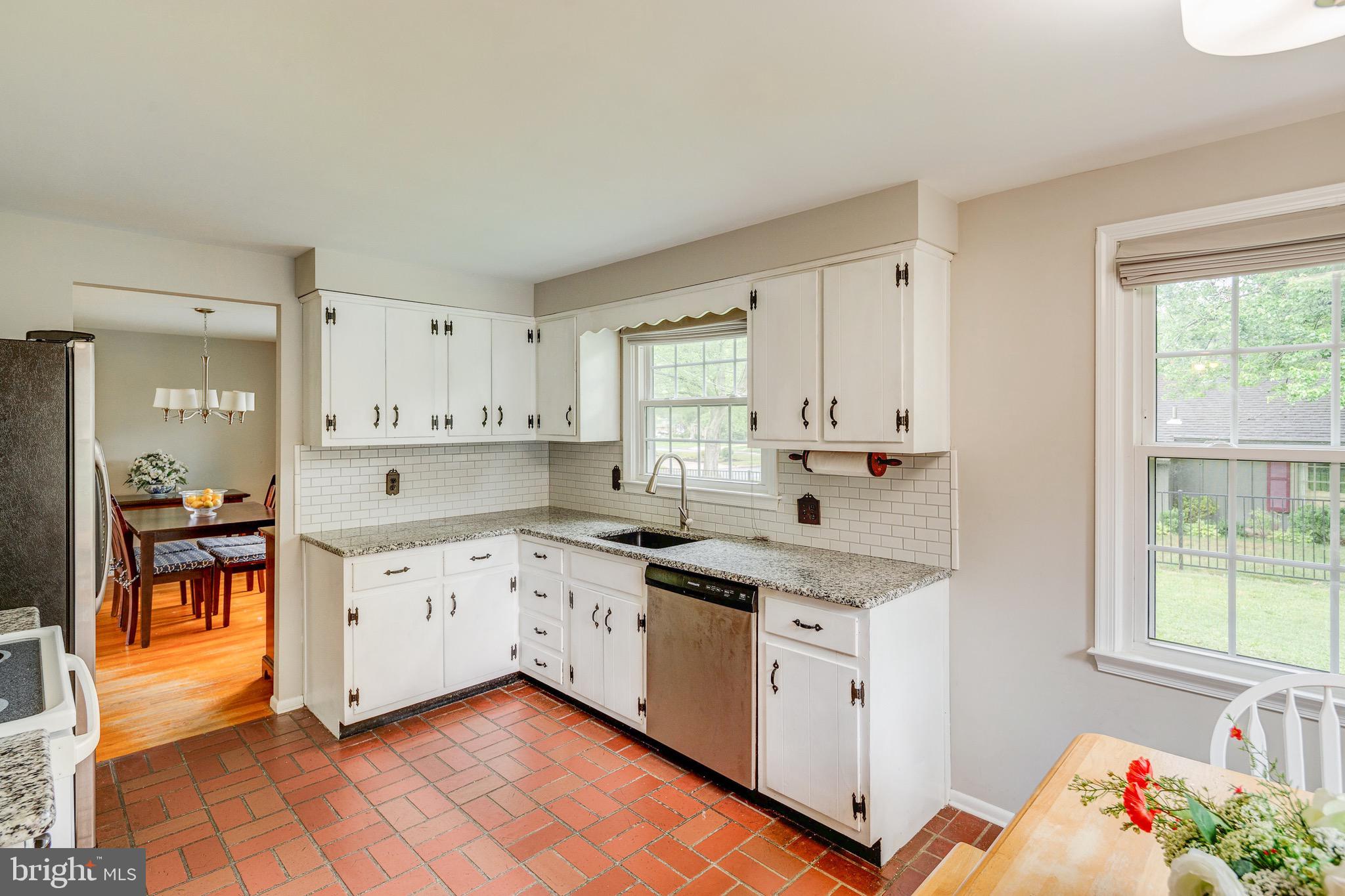 306 Bortons Mill Road Cherry Hill, NJ 08034 - Photo 9 of 24 Gallery Image 9