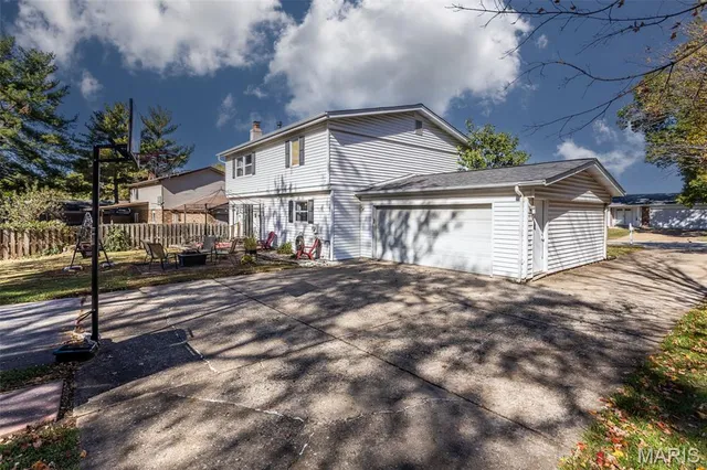 $350,000 | 11816 Beaverton Drive, Bridgeton, MO 63044