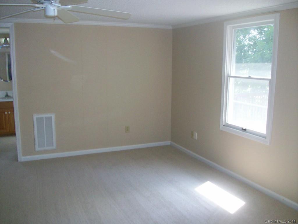 8667 Swift Road Oakboro, NC 28129 - Photo 5 of 11