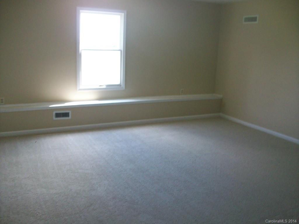 8667 Swift Road Oakboro, NC 28129 - Photo 7 of 11