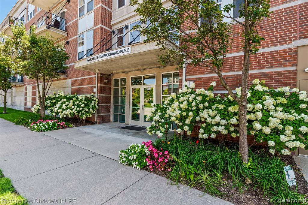 66 Winder Street, Unit 458 Detroit, MI 48201 - Photo 2 of 19