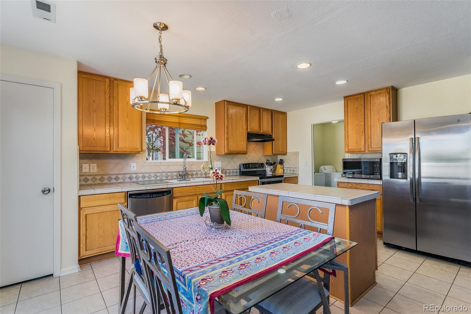 10460 Lower Ridge Road Longmont, CO 80504 - Photo 5 of 31 Gallery Image 5