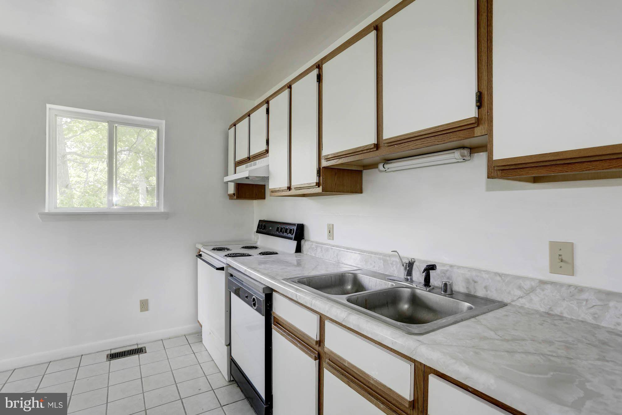 1500 Booker Road Shady Side, MD 20764 - Photo 10 of 25 Kitchen