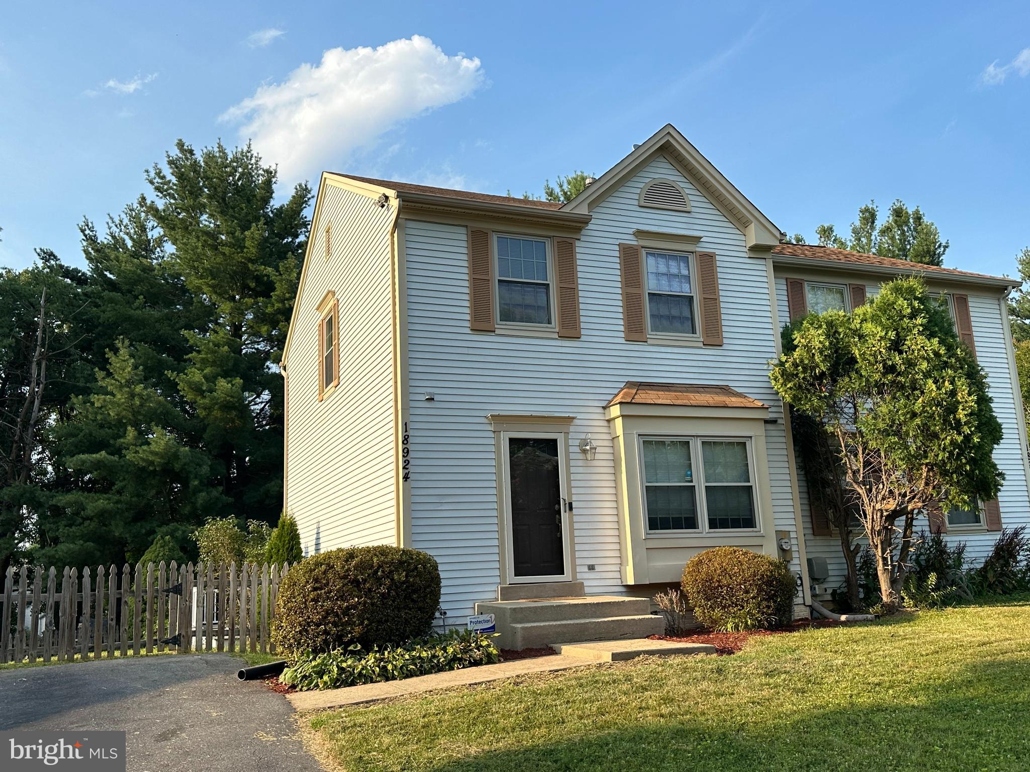 18924 Impulse Lane Gaithersburg, MD 20879 - Photo 3 of 43