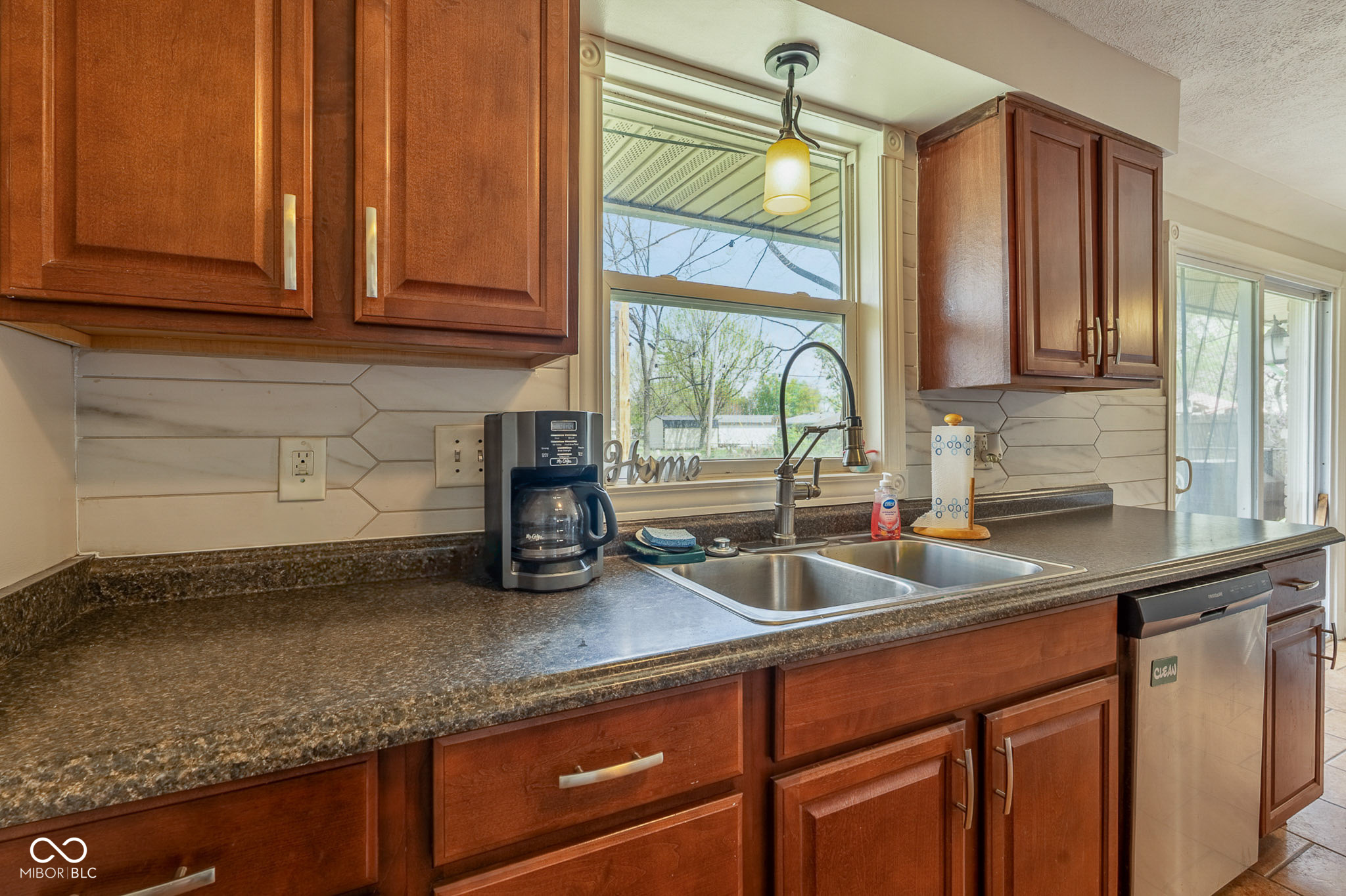 922 Slack Drive Anderson, IN 46013 - Photo 13 of 31