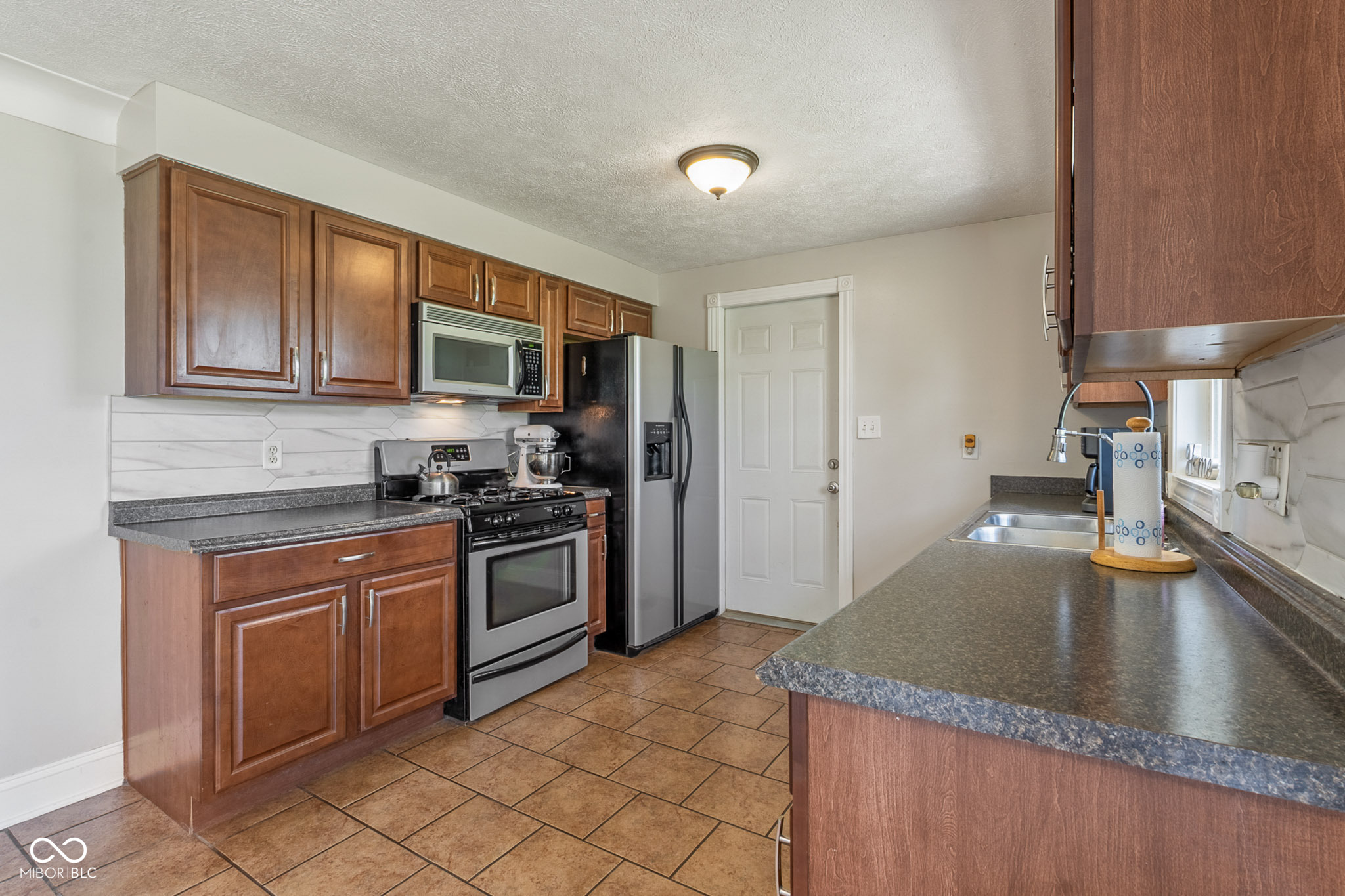 922 Slack Drive Anderson, IN 46013 - Photo 14 of 31