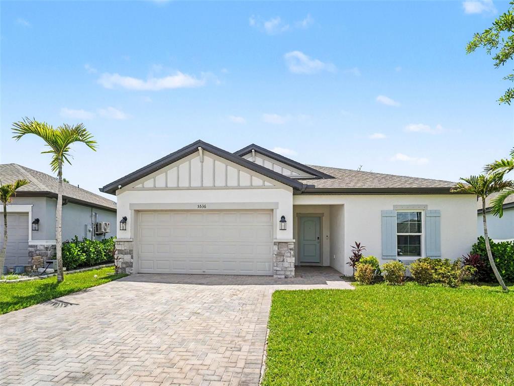 5536 Patano Loop Palmetto, FL 34221 - Photo 2 of 29