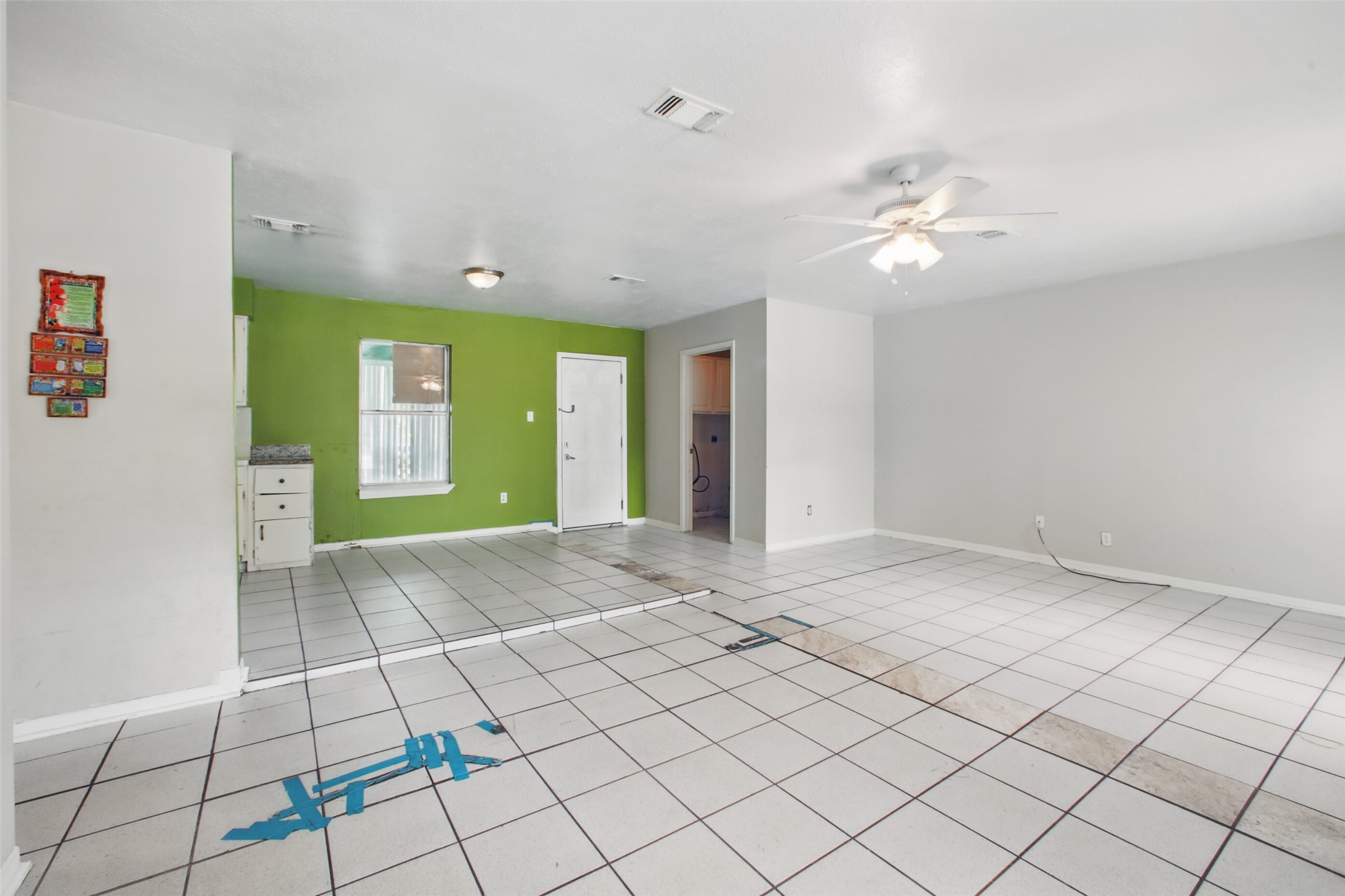 1911 Thonig Road Houston, TX 77055 - Photo 8 of 16