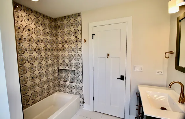 $695,000 | 42-w668 Steeplechase, St. Charles, IL 60175