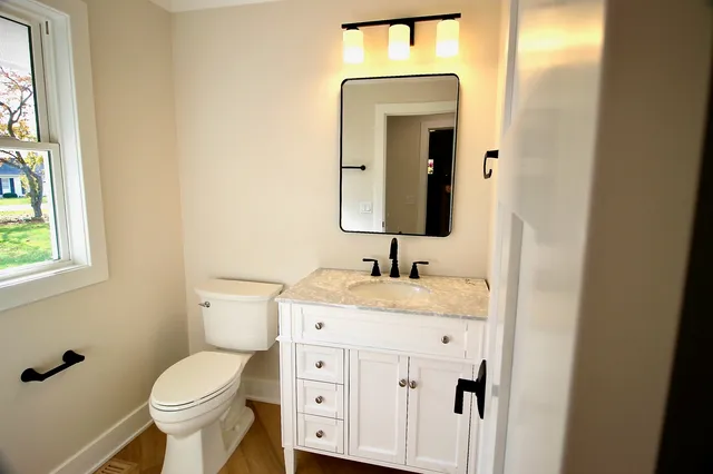 $695,000 | 42-w668 Steeplechase, St. Charles, IL 60175