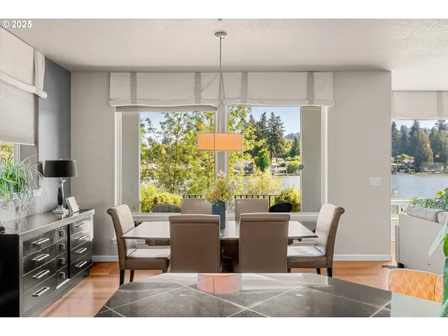 $929,000 | 161 3rd Street, Lake Oswego, OR 97034