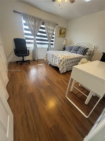 $159,990 | 9330 Sunrise Lakes Boulevard, Unit 304, Sunrise, FL 33322