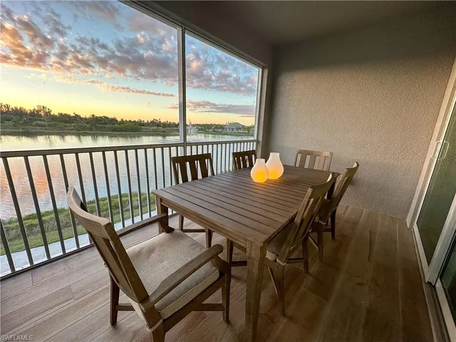 $7,900 | 207 Indies Drive East, Unit 201, Naples, FL 34114