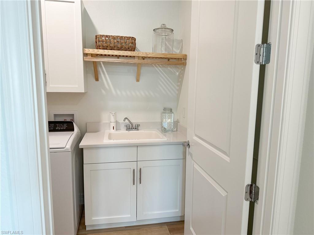 207 Indies Drive East, Unit 201 Naples, FL 34114 - Photo 27 of 44