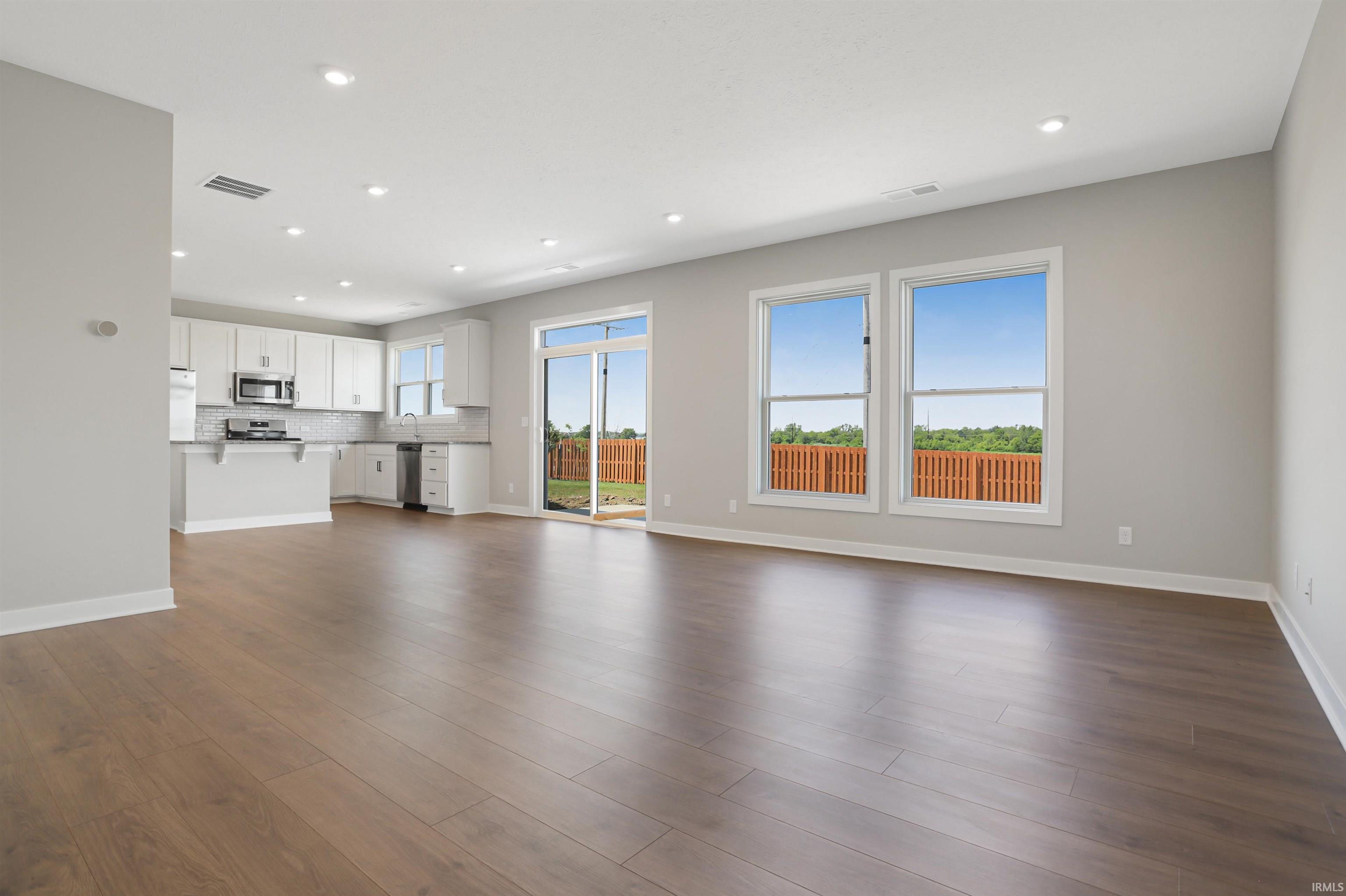 4884 Alaina Drive Newburgh, IN 47630 - Photo 4 of 27