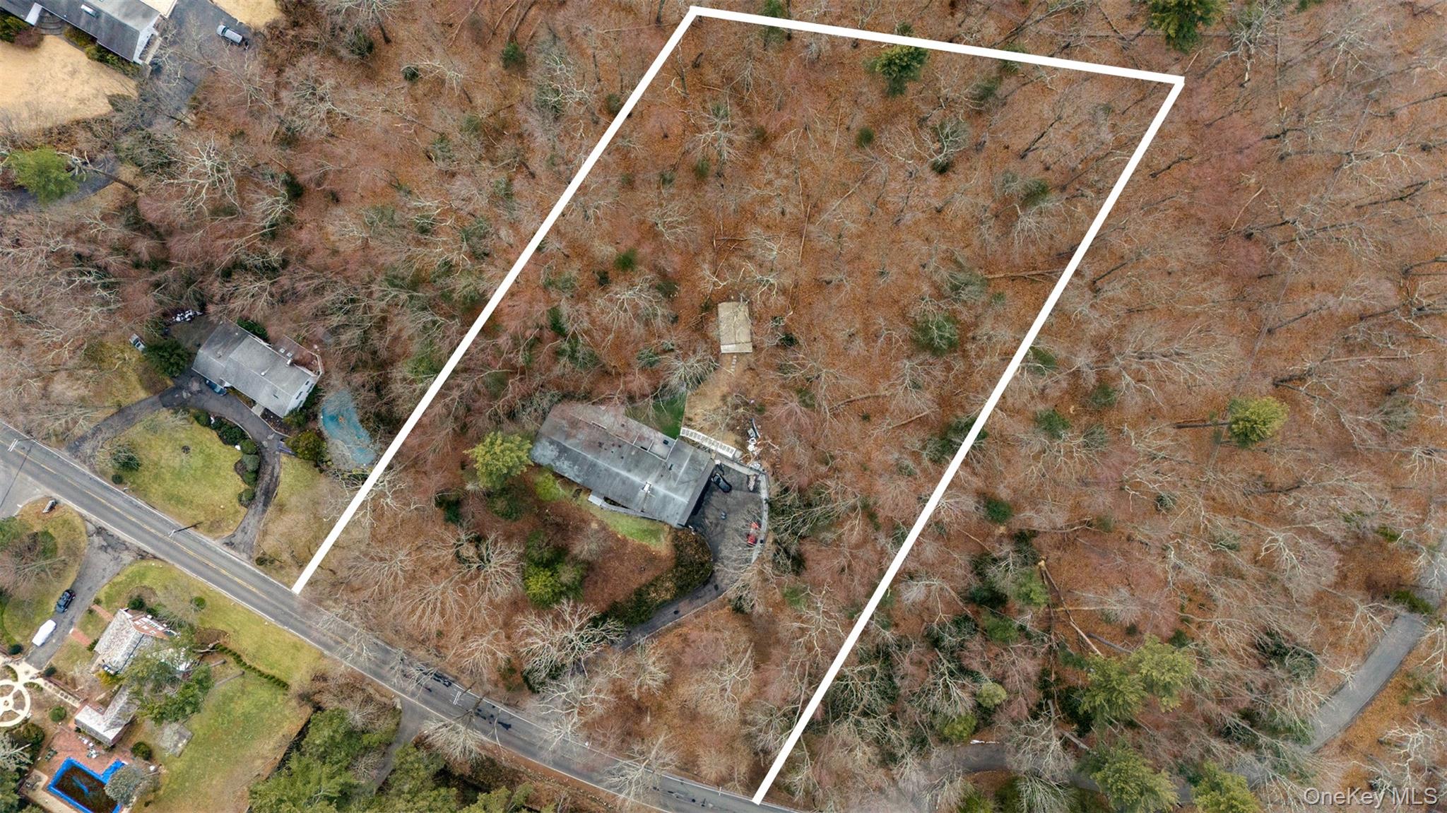 111 Mill River Road Oyster Bay, NY 11771 - Photo 45 of 48
