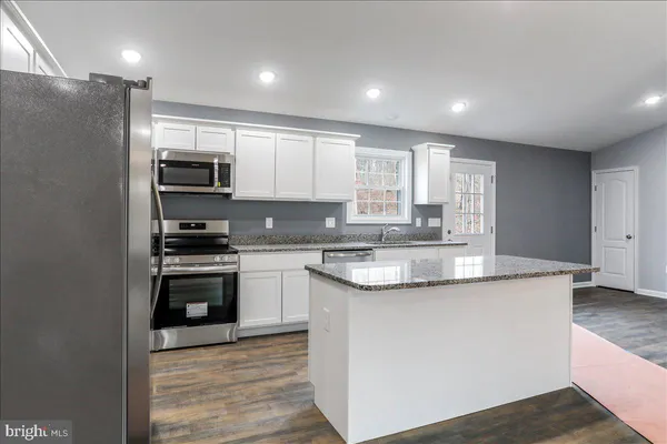 $435,000 | 1200 Old Oak Lane, Front Royal, VA 22630