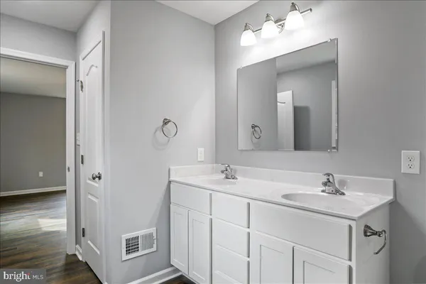 $435,000 | 1200 Old Oak Lane, Front Royal, VA 22630