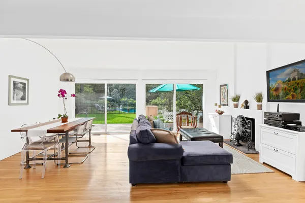 $32,000 | Undisclosed Address, East Hampton, NY 11937